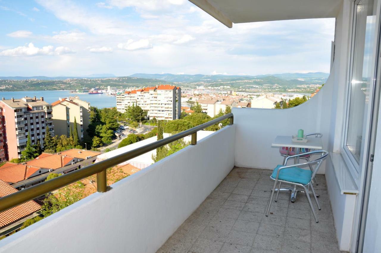 Razgled/The View Apartment Koper Exterior foto